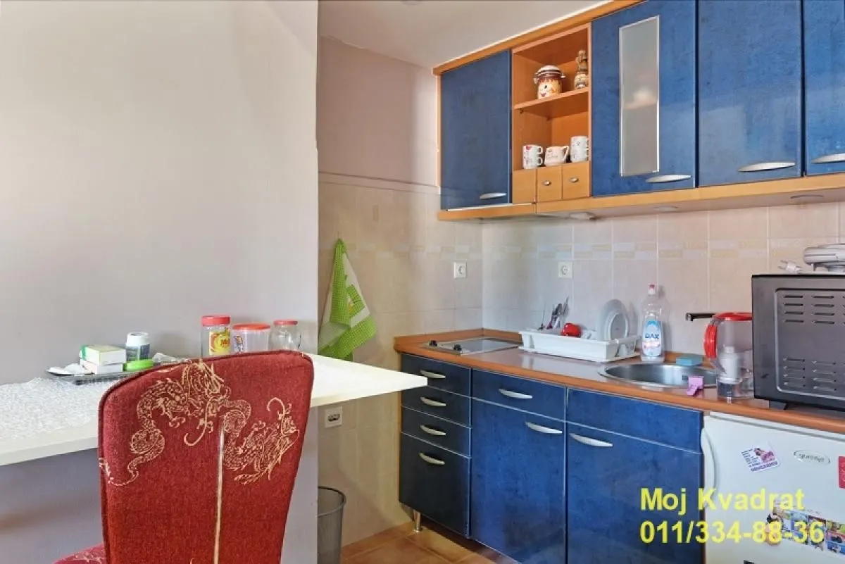 Sale, house, 250m², Voždovac Sve Podlokacije, Beograd