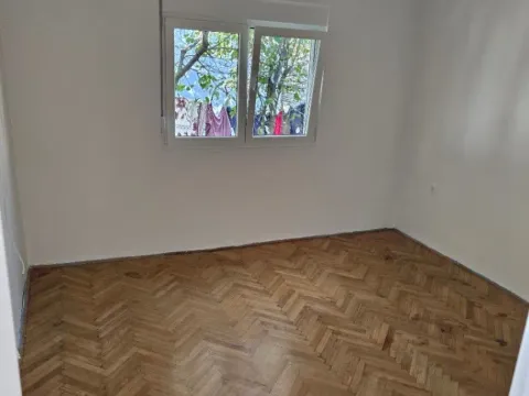 Izdavanje, kuća, 75m², Gornja Gorica, Podgorica - image 7