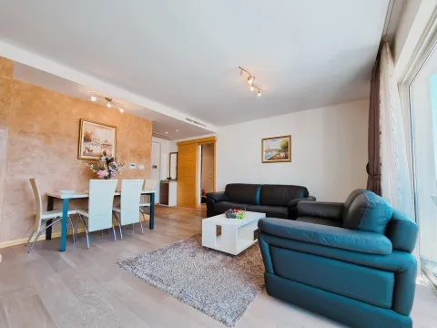 Prodaja, jednosoban stan, 61m², Centar, Budva - image 7