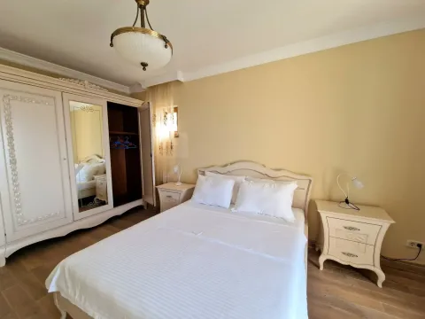 Prodaja, kuća, 300m², Reževići, Budva - image 20