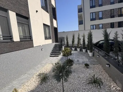 Izdavanje, trosoban stan, 62m², Zemun Sve Podlokacije, Beograd - image 10