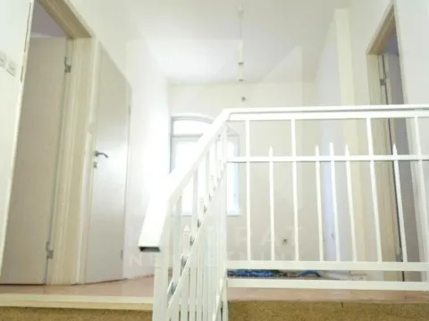 Rent, office space, 164m², Centar, Podgorica - image 15