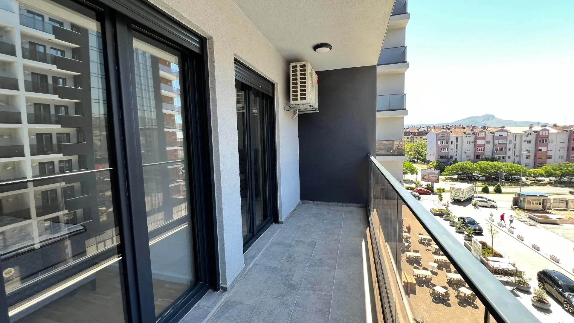 Izdavanje, dvosoban stan, 64m², Stari Aerodrom, Podgorica