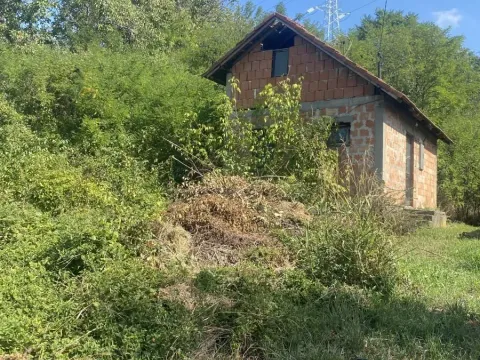 Zemljište in Jajinci