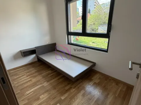 Rent, two bedroom apartment, 56m², City Kvart, Podgorica - image 11