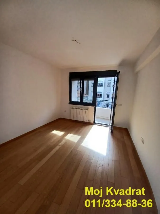 Rent, office space, 84m², Kalenić Pijaca, Vračar Sve Podlokacije