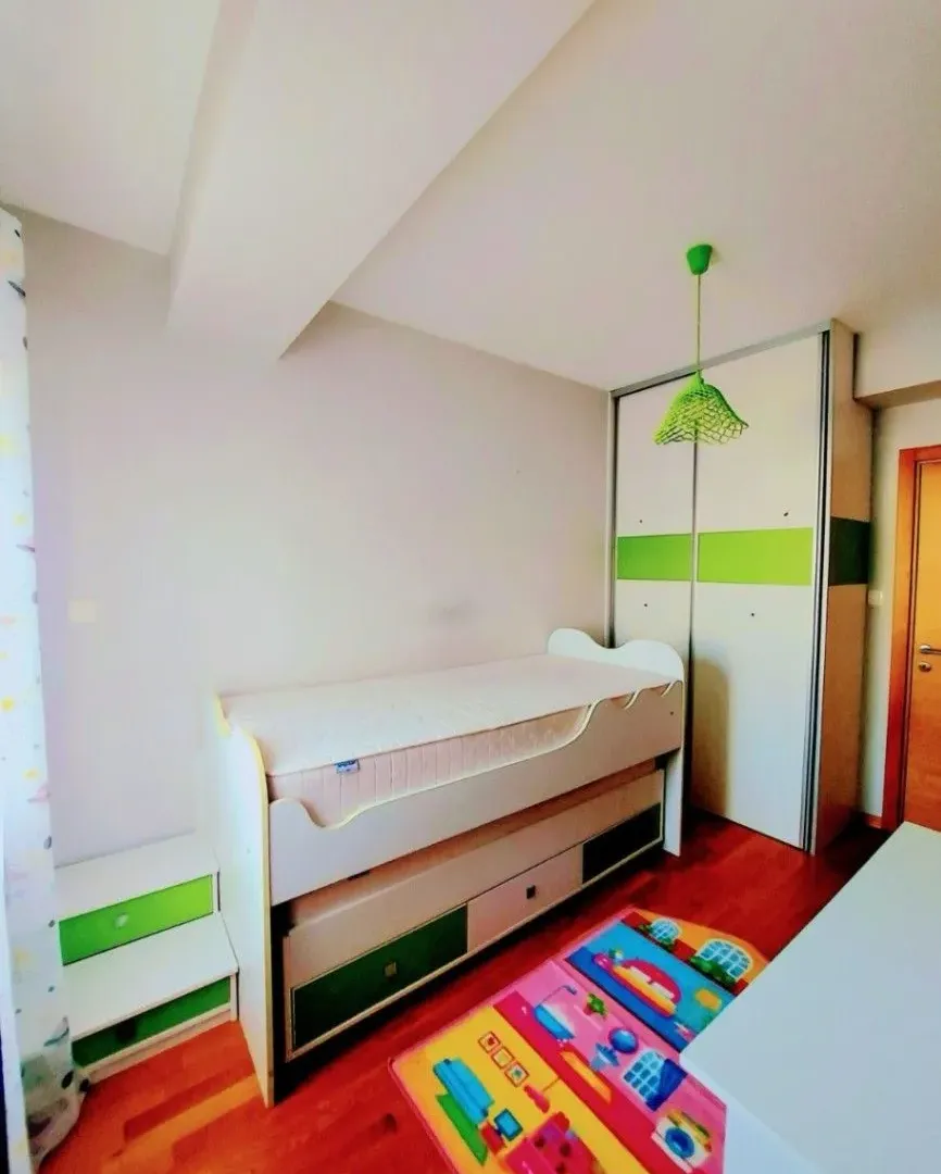 Izdavanje, dvosoban stan, 70m², Ljubović, Podgorica