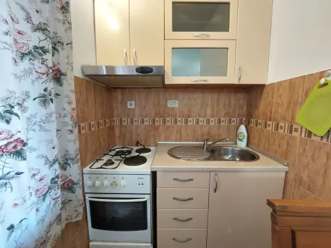 Rent, one bedroom apartment, 50m², Radanovići, Kotor - image 5