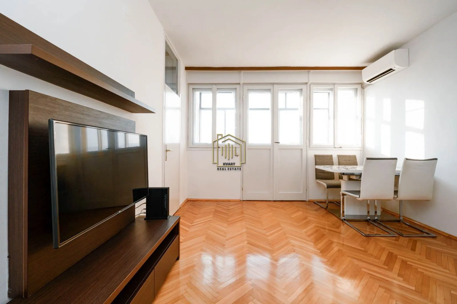 Prodaja, dvosoban stan, 68m², Gintaš, Podgorica