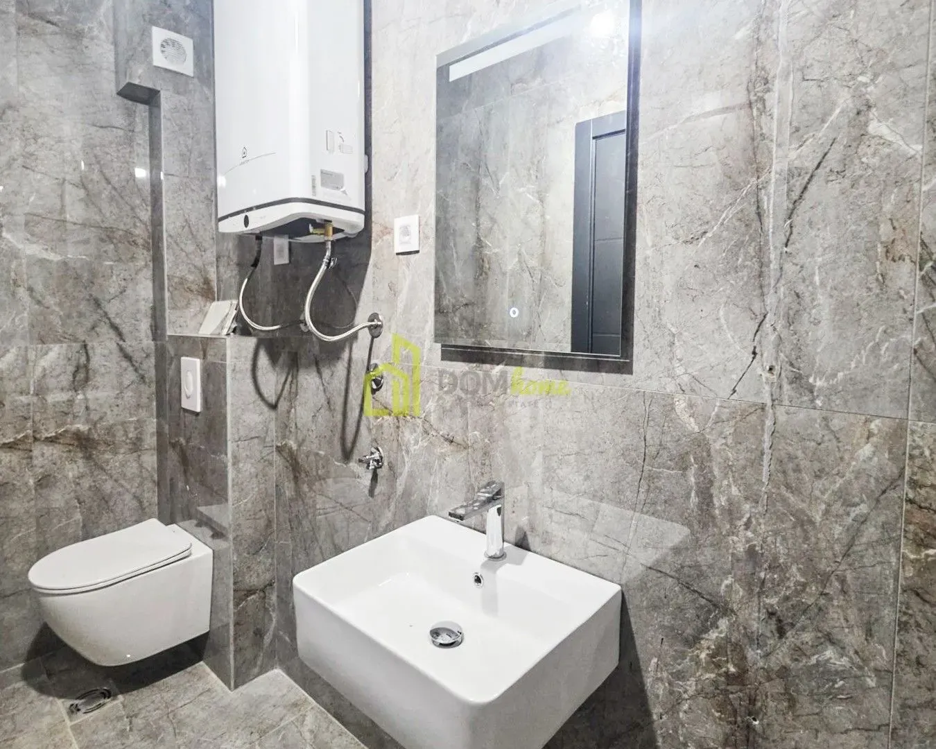 Prodaja, dvosoban stan, 59m², Gorica C, Podgorica