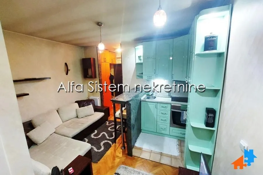 Rent, apartment, 35m², Čubura, Beograd
