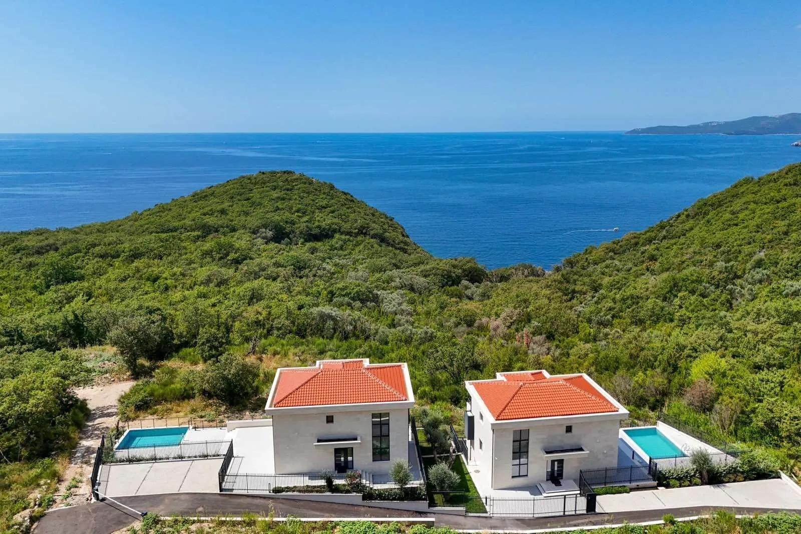 Prodaja, kuća, 318m², Reževići, Budva