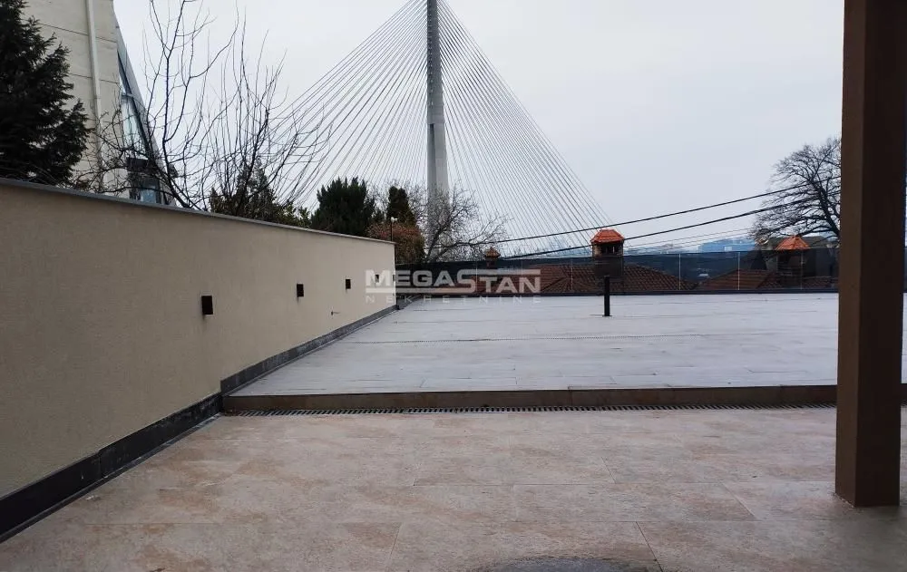 Rent, four bedroom apartment, 156m², Savski Venac, Beograd