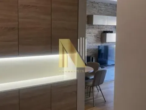 Izdavanje, trosoban stan, 85m², Liman 3, Novi Sad Sve Podlokacije - image 4