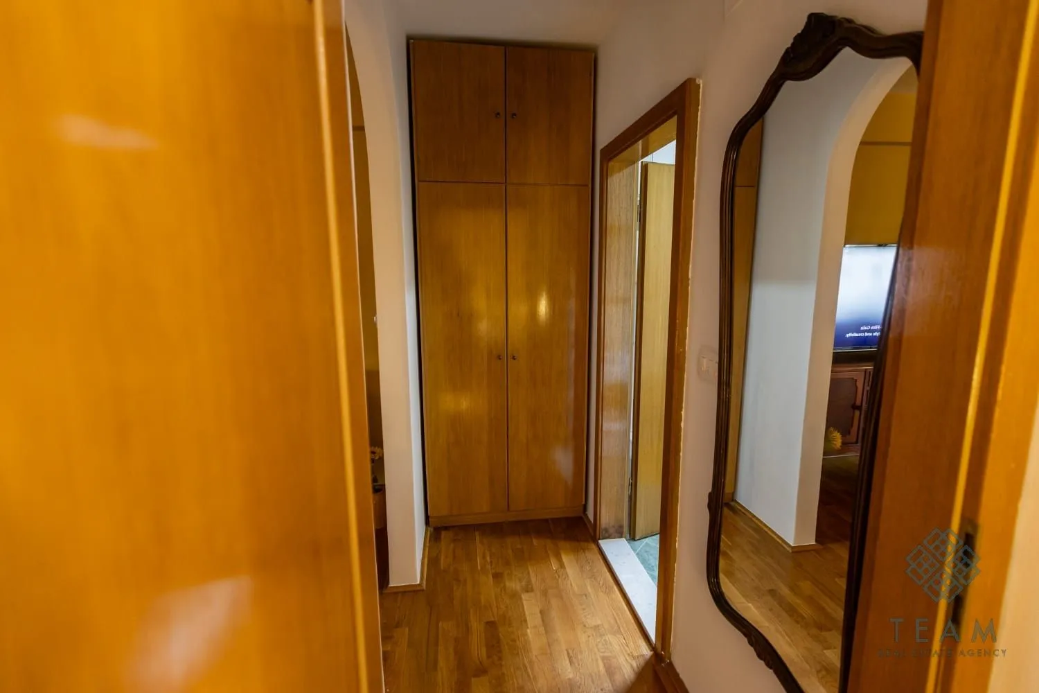 Izdavanje, jednosoban stan, 54m², Stari Aerodrom, Podgorica
