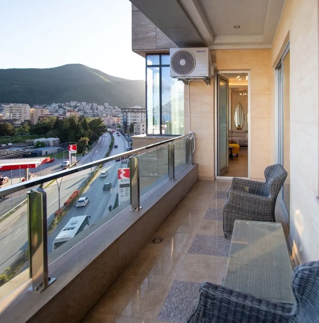 Rent, two bedroom apartment, 109m², Budva, Crna Gora