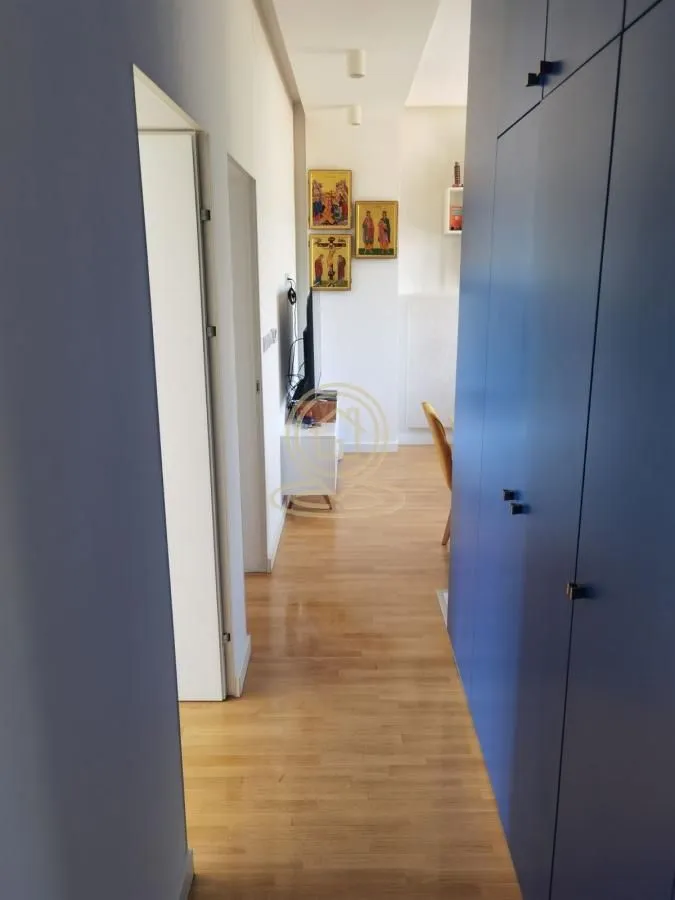 Izdavanje, trosoban stan, 60m², Skadarlija, Beograd