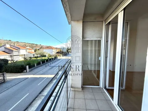 Prodaja, dvosoban stan, 73m², Nova Dalmatinska, Podgorica - image 7