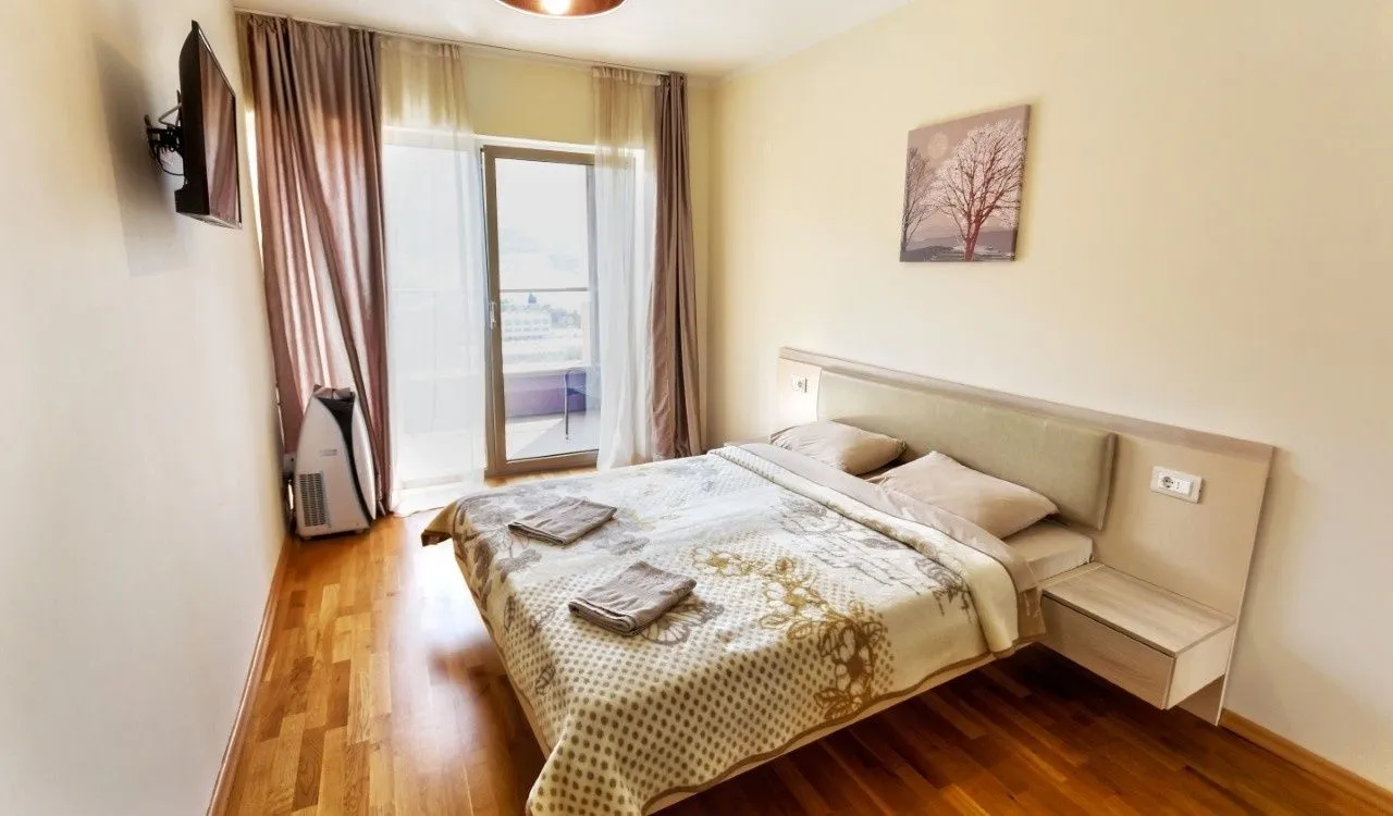 Prodaja, dvosoban stan, 84m², Zavala, Budva