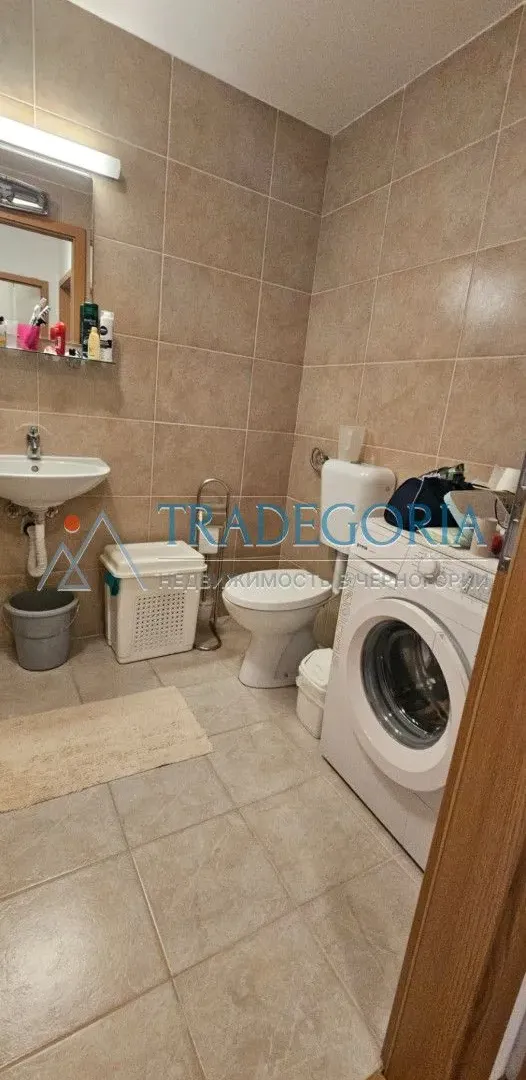 Prodaja, dvosoban stan, 76m², Bar, Crna Gora