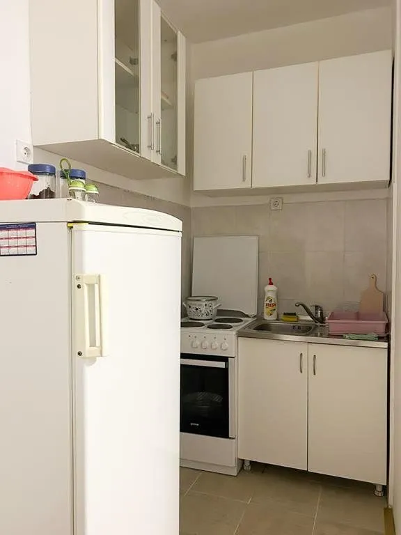 Izdavanje, jednosoban stan, 42m², Preko Morače, Podgorica