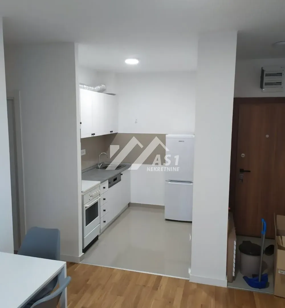Rent, one bedroom apartment, 37m², Novo naselje, Novi Sad