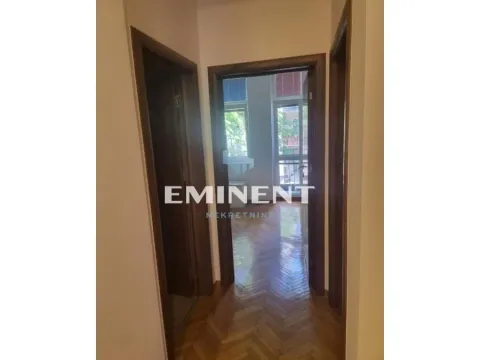 Rent, four bedroom apartment, 100m², Cvetni Trg, Vračar Sve Podlokacije - image 4
