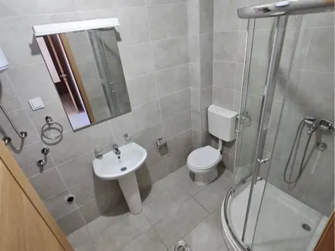 Rent, two bedroom apartment, 66m², Stari Aerodrom, Podgorica - image 7