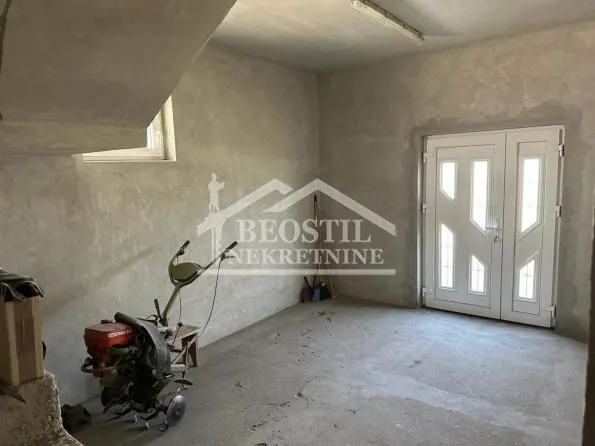 Prodaja, kuća, 135m², Stara Pazova, Srbija