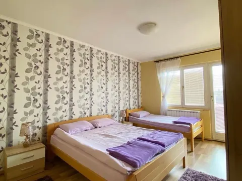 Rent, two bedroom apartment, 60m², Centar, Žabljak - image 7