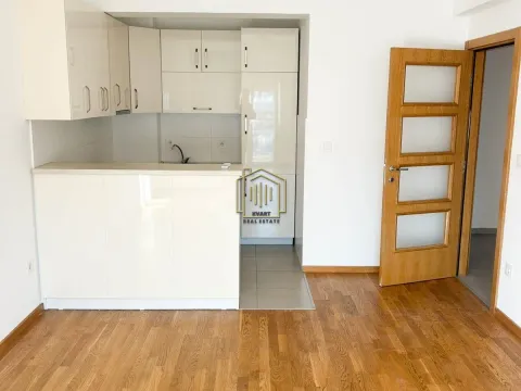 Rent, two bedroom apartment, 65m², Stari Aerodrom, Podgorica - image 4