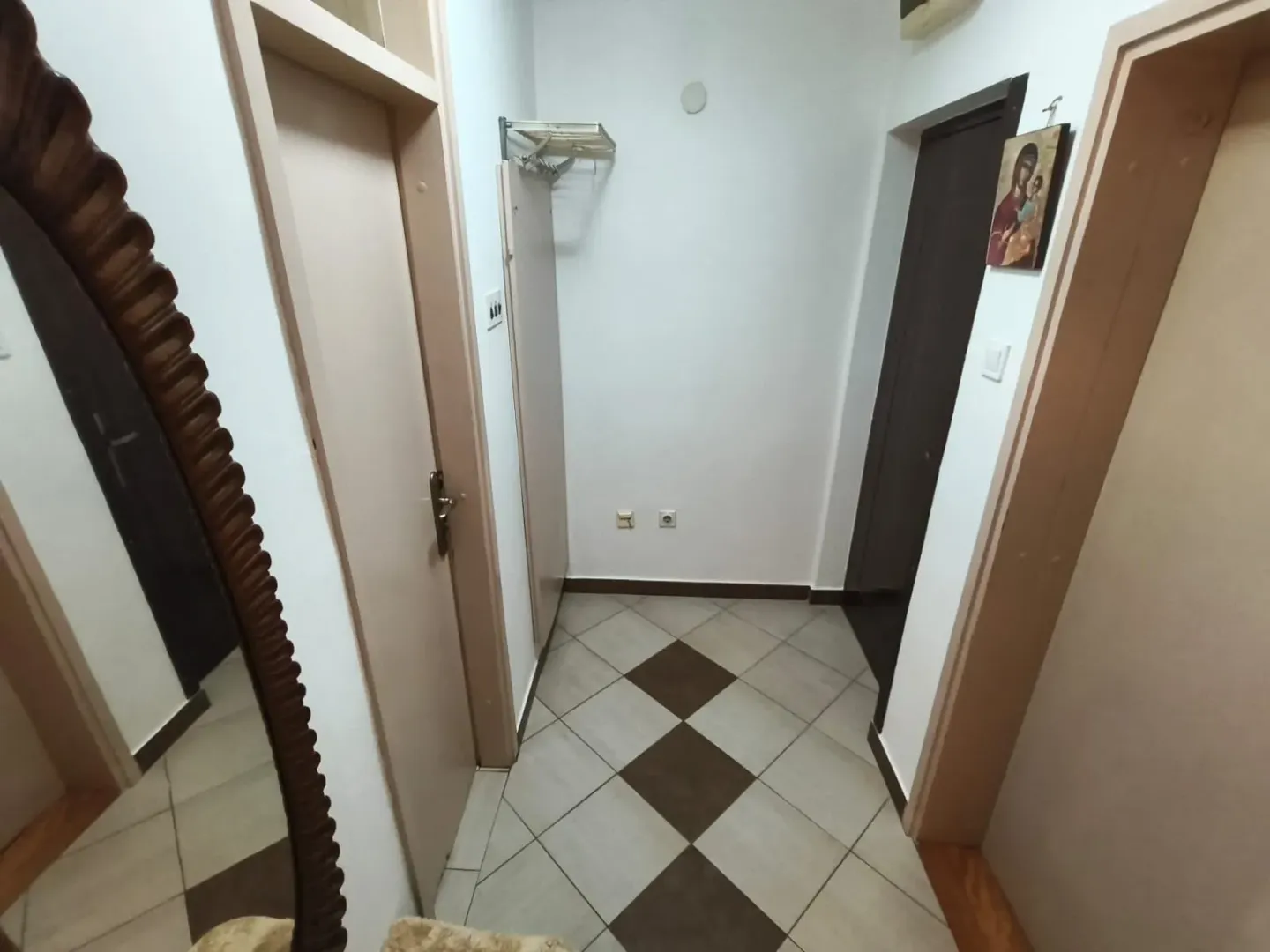 Prodaja, dvosoban stan, 60m², Blok 5, Podgorica