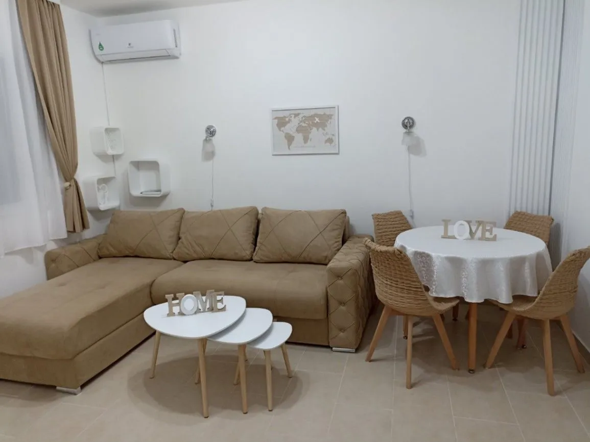 Prodaja, garsonjera, 24m², Drpe Mandića, Podgorica