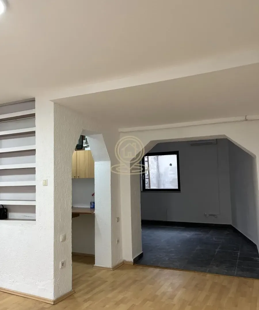 Rent, office space, 75m², Centar, Novi Sad