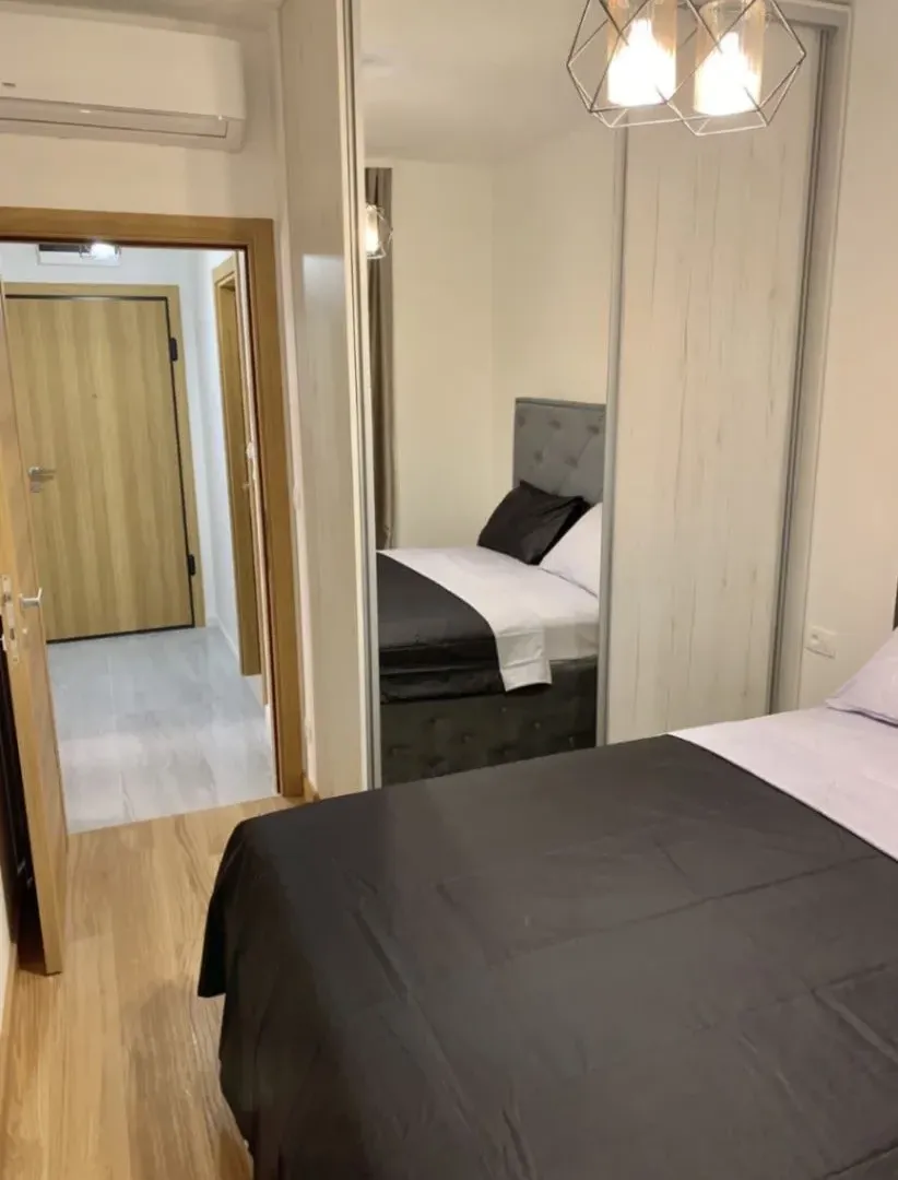 Izdavanje, jednosoban stan, 48m², New City, Podgorica