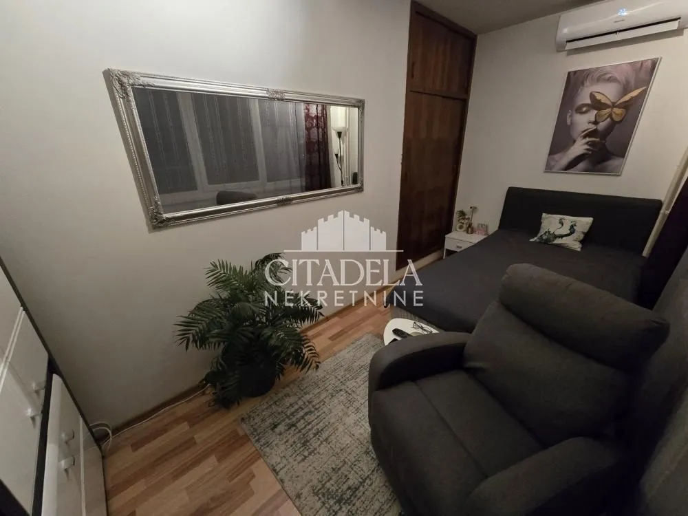 Sale, two bedroom apartment, 50m², Konjarnik, Voždovac Sve Podlokacije