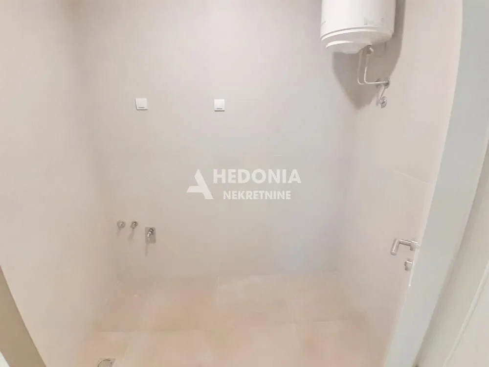 Rent, office space, 112m², Novi Beograd Blok 65, Novi Beograd Sve Podlokacije