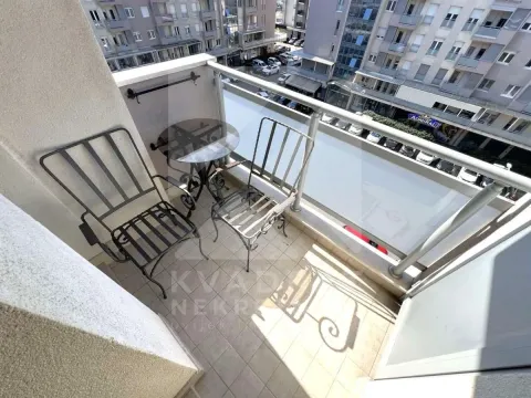 Rent, one bedroom apartment, 64m², City Kvart, Podgorica - image 15