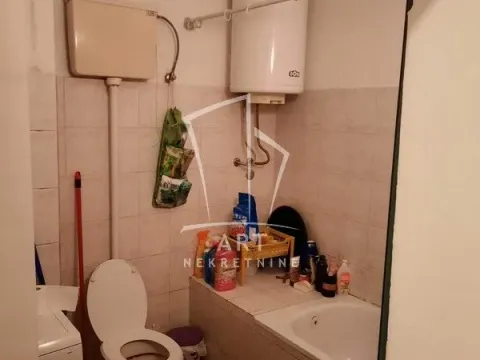 Prodaja, dvosoban stan, 45m², Kluz, Zvezdara Sve Podlokacije - image 5