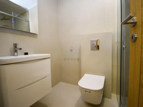 Izdavanje, jednosoban stan, 47m², City Kvart, Podgorica - image 9