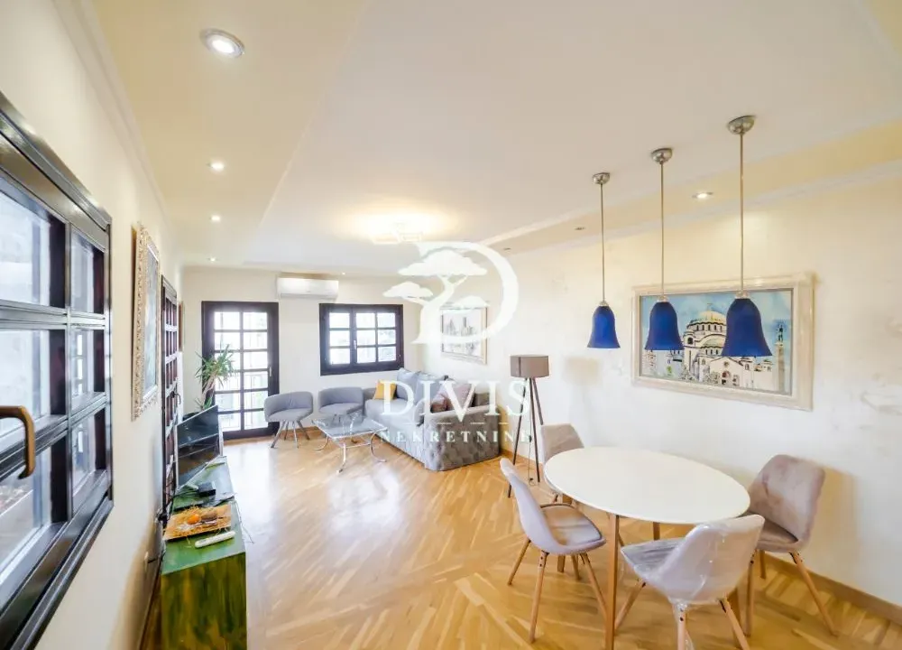 Prodaja, trosoban stan, 93m², Vračar Hram, Vračar Sve Podlokacije
