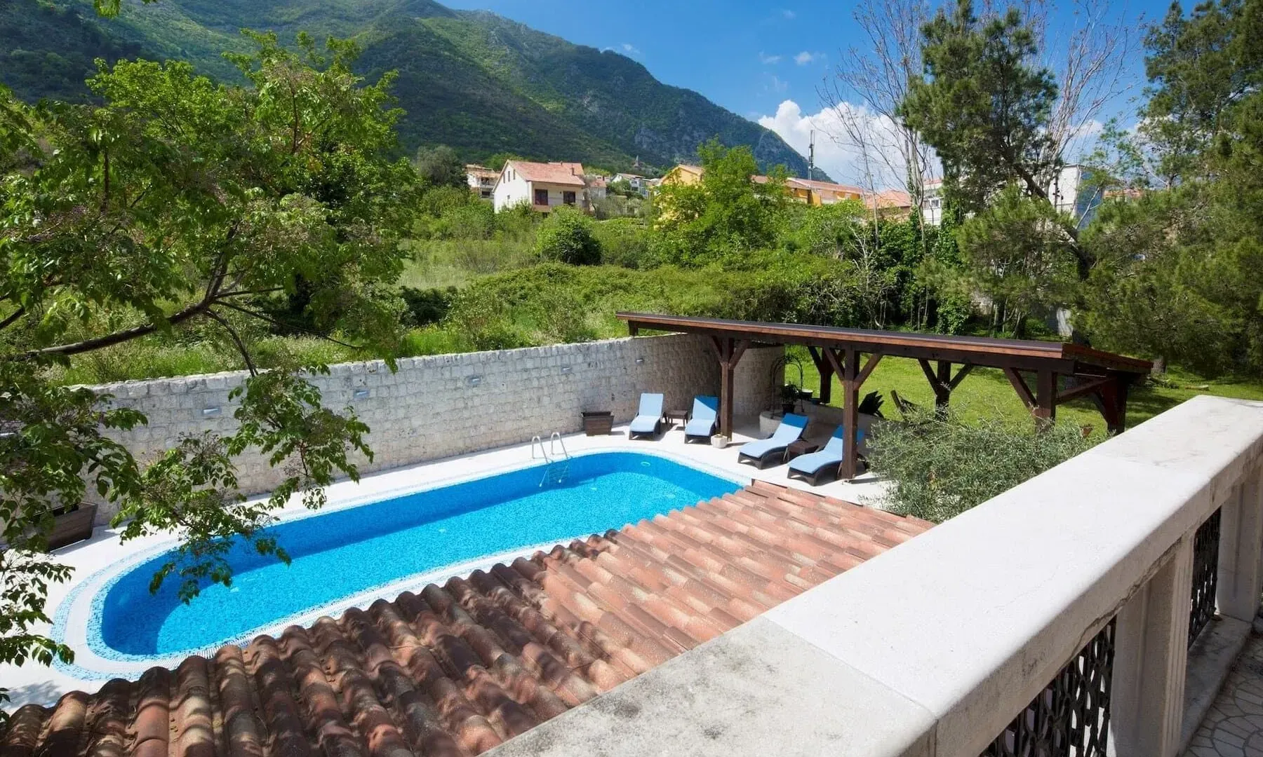 Sale, house, 497m², Prčanj, Kotor