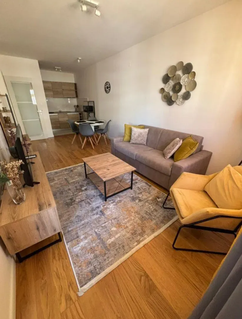 Prodaja, jednosoban stan, 46m², Central Point, Podgorica