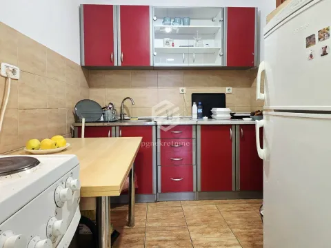 Rent, one bedroom apartment, 45m², Vezirov Most, Podgorica - image 4