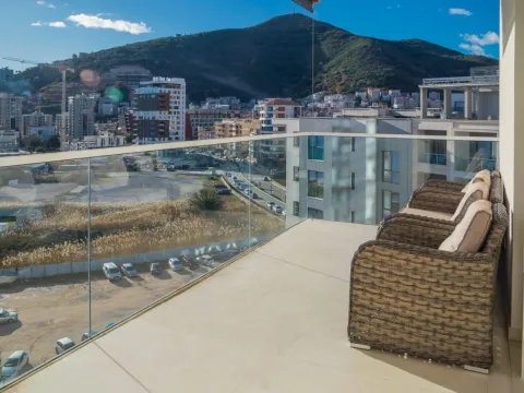 Prodaja, stan, 85m², Budva, Crna Gora - image 9