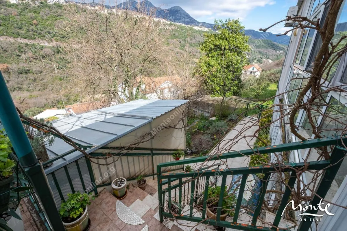 Prodaja, dvosoban stan, 71m², Topla, Herceg Novi