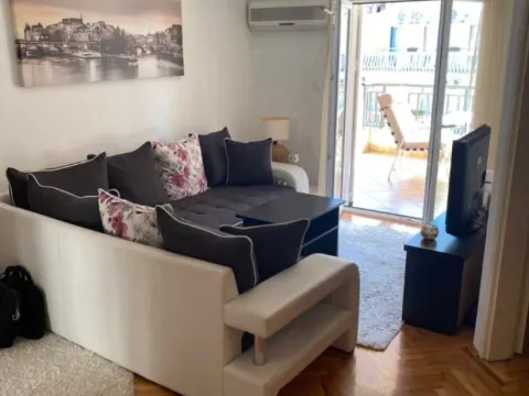 Izdavanje, dvosoban stan, 68m², Velji Vinogradi, Budva - image 8