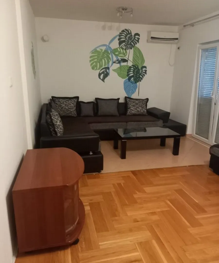 Prodaja, dvosoban stan, 98m², Ljubović, Podgorica