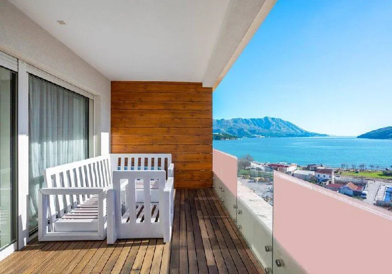 Rent, two bedroom apartment, 138m², Centar, Budva