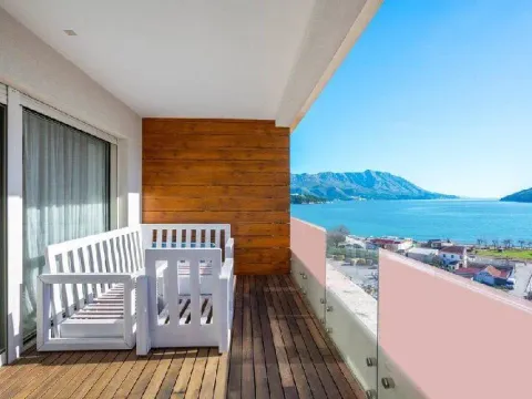 Rent, two bedroom apartment, 138m², Centar, Budva - image 9